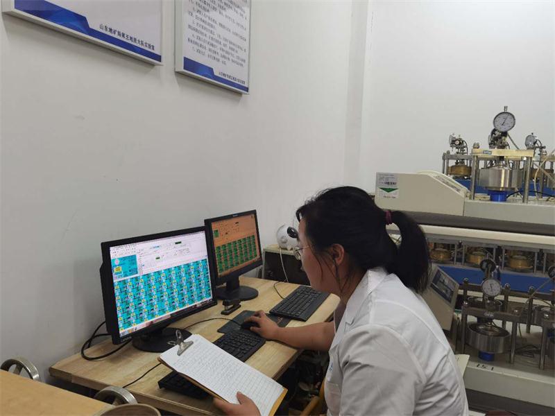 公司同002A：土工試驗(yàn)甲級(jí)，可以承擔(dān)甲級(jí)及以下工程勘察資格所能承擔(dān)工程勘察項(xiàng)目的土工試驗(yàn)任務(wù)； 聯(lián)系人：任玲，電話：18653883892(圖3)