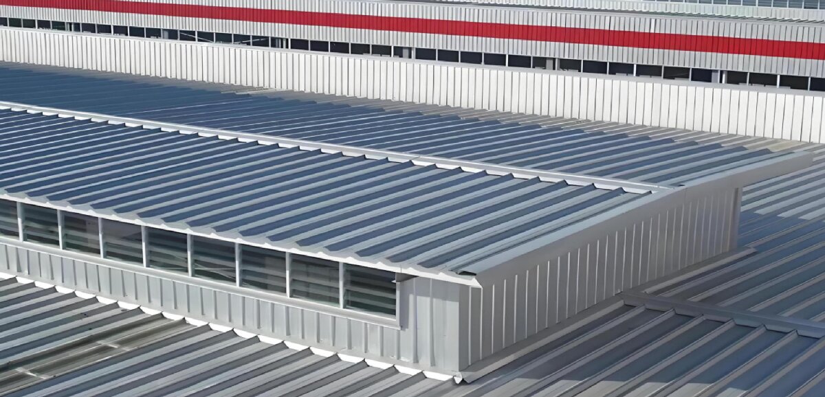 鋼結(jié)構(gòu)車(chē)間褪色、銹蝕、滲漏等修繕三種方法！(圖6)