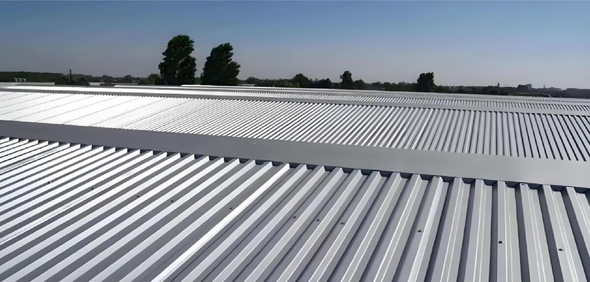 鋼結(jié)構(gòu)車(chē)間褪色、銹蝕、滲漏等修繕三種方法！(圖10)